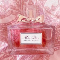 Nước Hoa Miss Dior Có Phù Hợp Với Bạn? 5 Tiêu Chí Để Bạn Chọn Lựa
