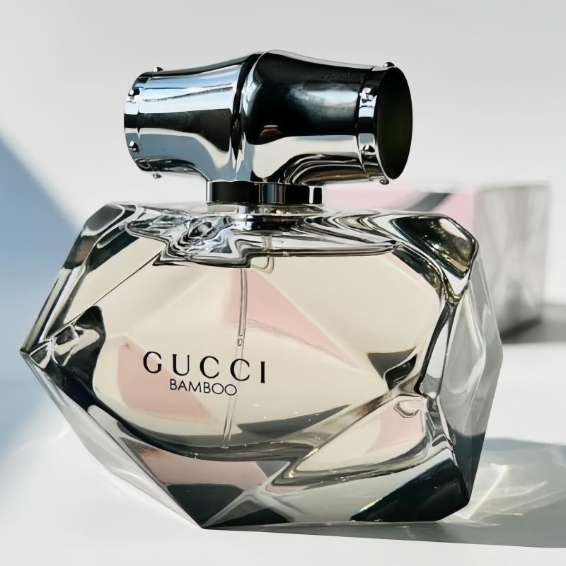 Nước hoa nữ Gucci món phụ kiện mang lại vẻ đẹp tự tin cho phái dẹp